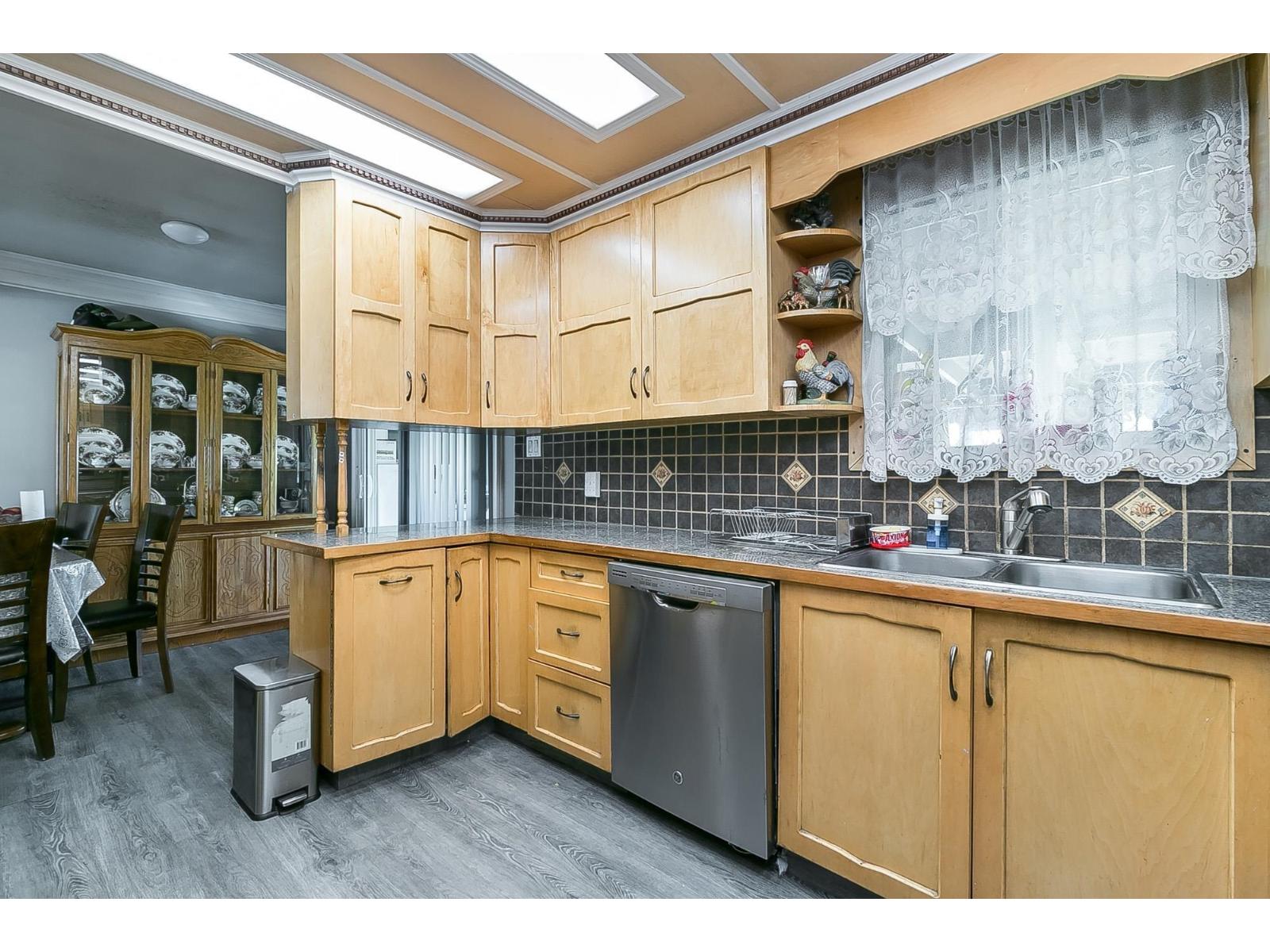 11405 92 Avenue, Delta, British Columbia  V4C 3K8 - Photo 9 - R3059037