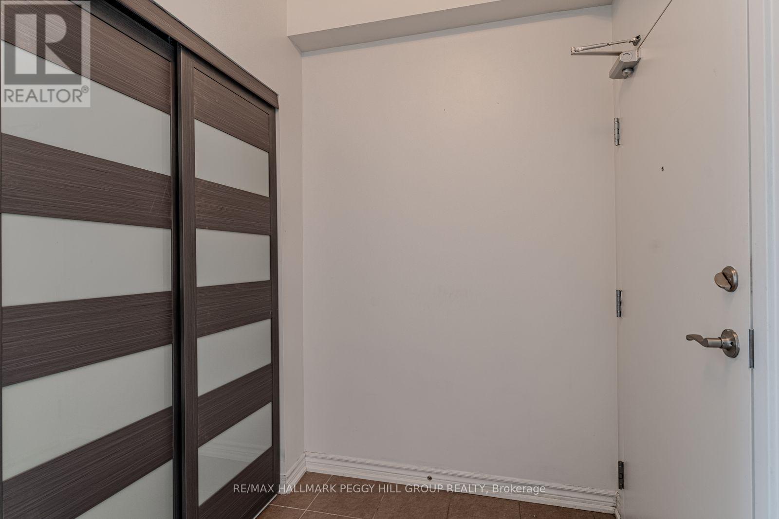 402 - 40 Ferndale Drive S, Barrie, Ontario  L4N 2L3 - Photo 12 - S12406840