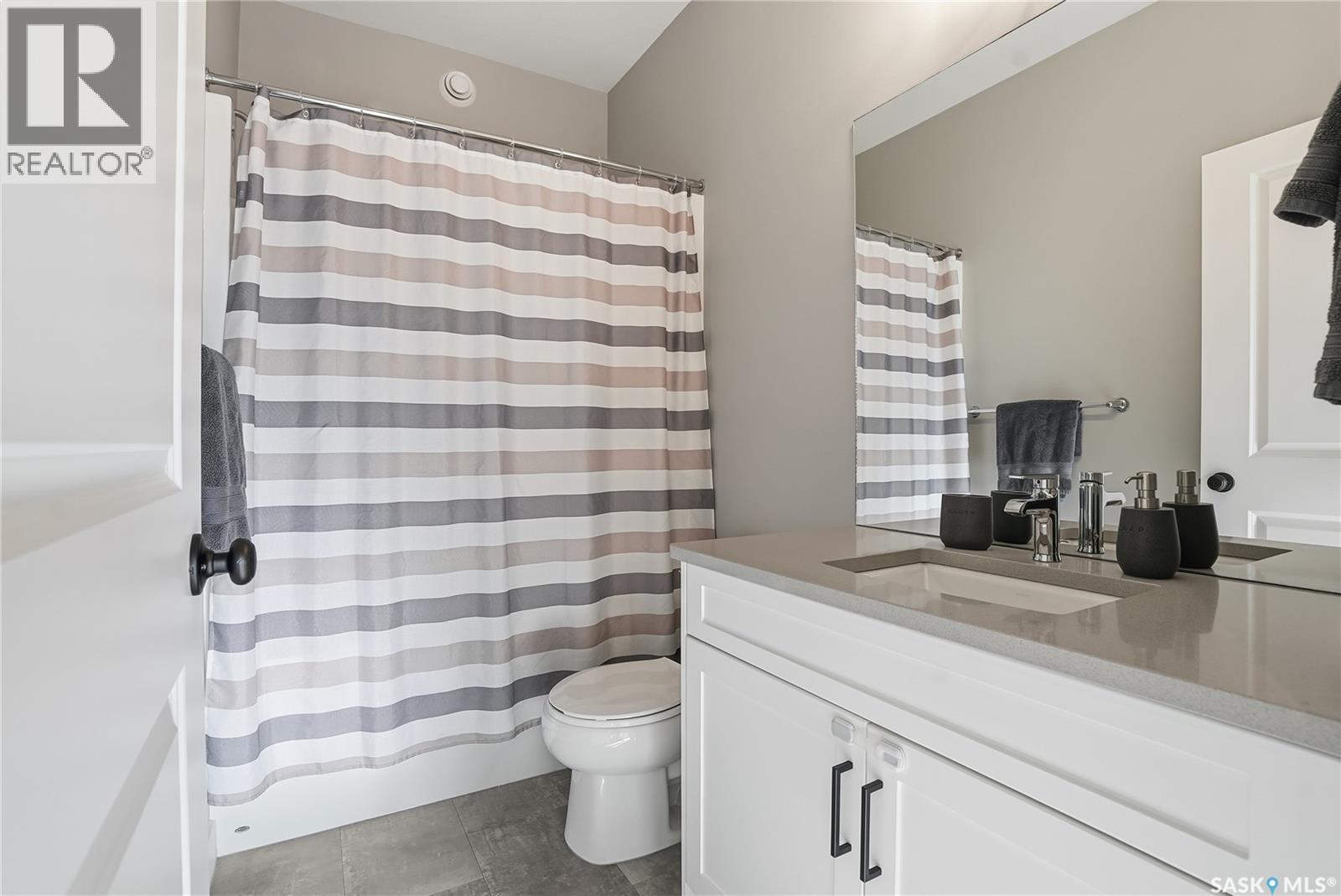 818 Mcfaull Rise, Saskatoon, Saskatchewan  S7V 0S6 - Photo 32 - SK021816