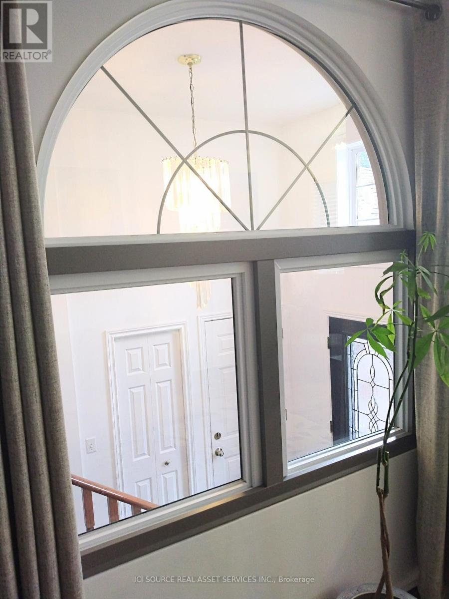 6860 Matchette Road, Lasalle, Ontario  N9J 3H7 - Photo 4 - X12418024