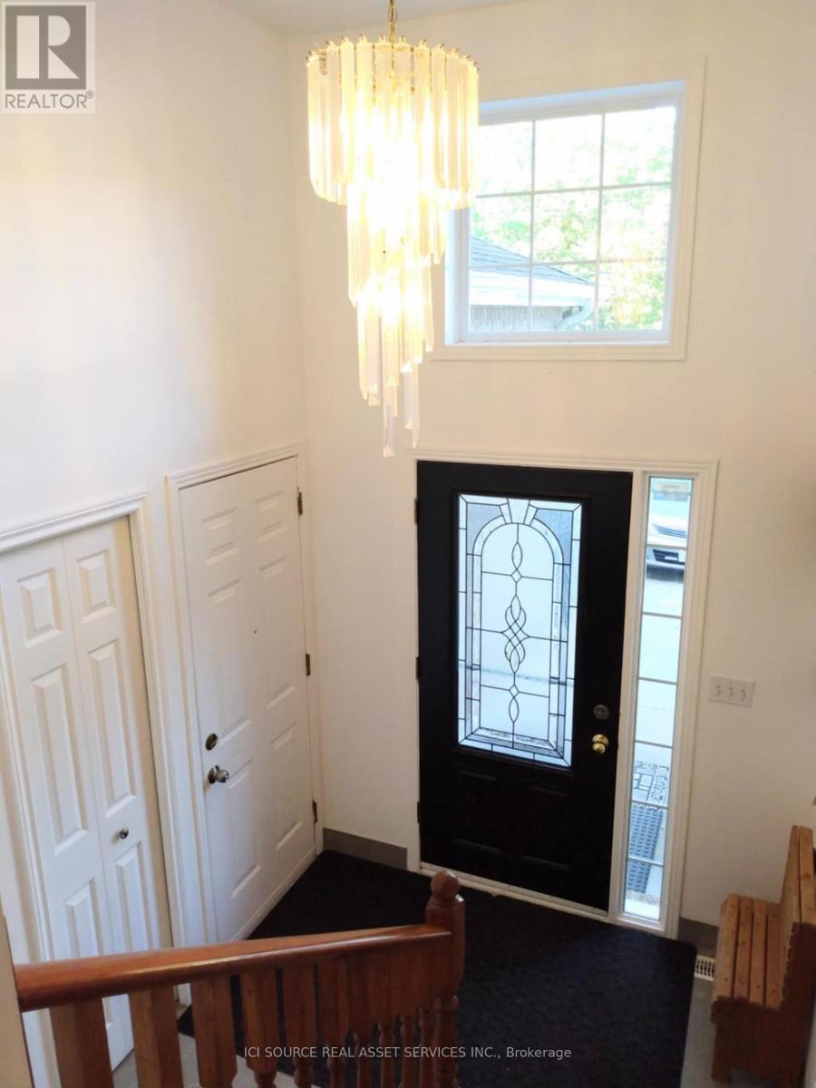 6860 Matchette Road, Lasalle, Ontario  N9J 3H7 - Photo 5 - X12418024