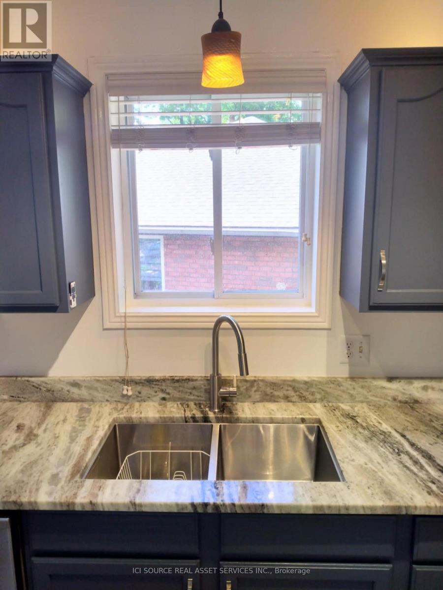 6860 Matchette Road, Lasalle, Ontario  N9J 3H7 - Photo 9 - X12418024