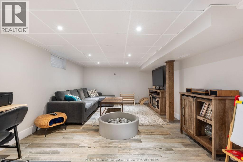 2342 Moy, Windsor, Ontario  N8W 2M8 - Photo 32 - 25027355