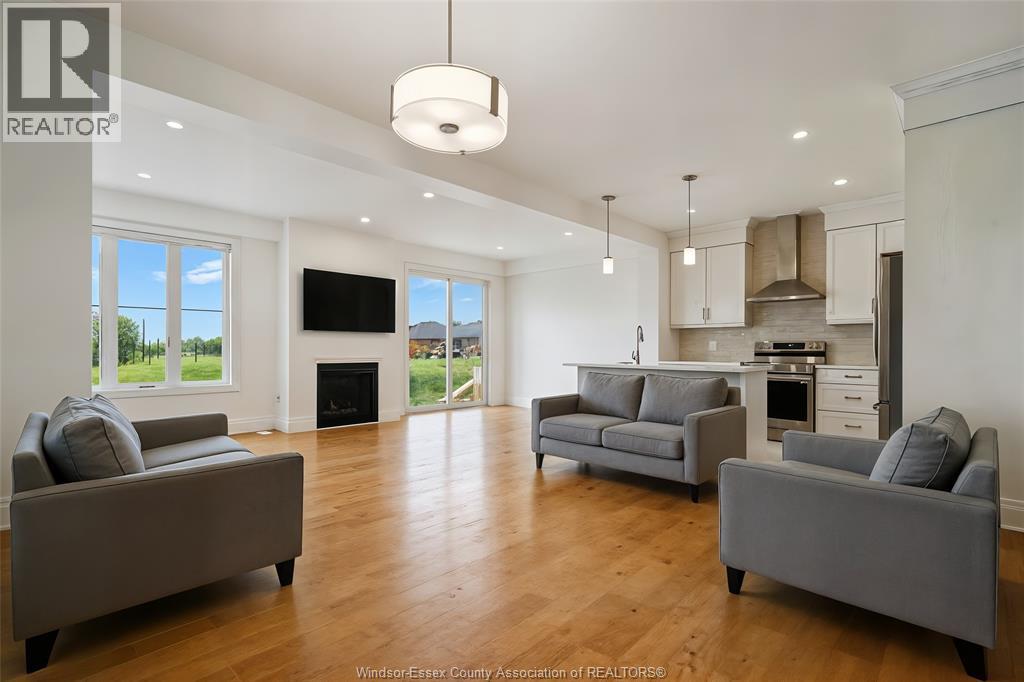 148 Lane Street, Essex, Ontario  N8M 0B1 - Photo 5 - 25027342