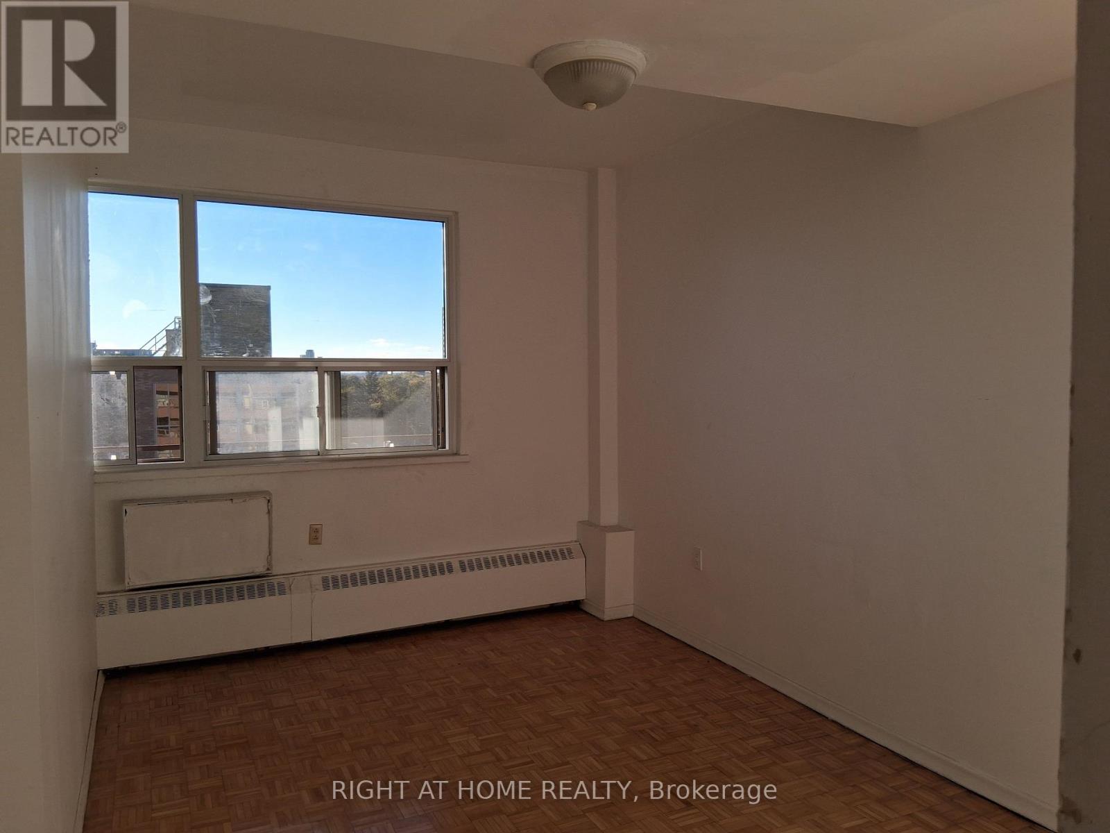 502 - 191 St George Street, Toronto, Ontario  M5R 2M6 - Photo 8 - C12483360