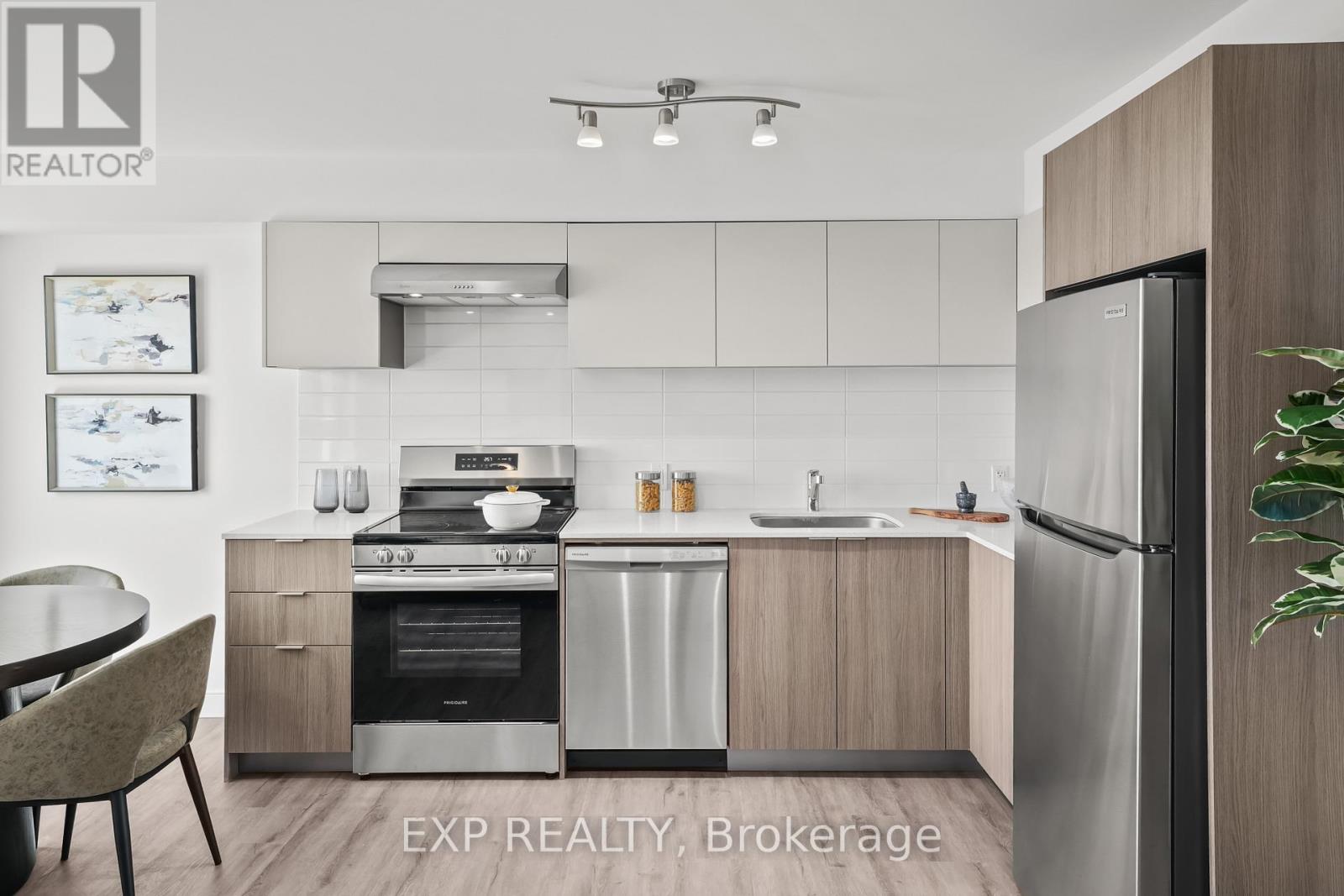 411 - 100 MANETT CRESCENT, Brampton, Ontario