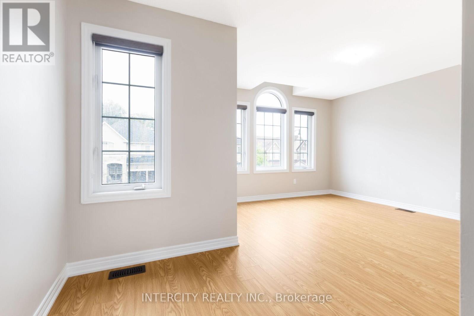 20 Russell Creek Drive, Brampton, Ontario  L6R 3Y9 - Photo 37 - W12485213