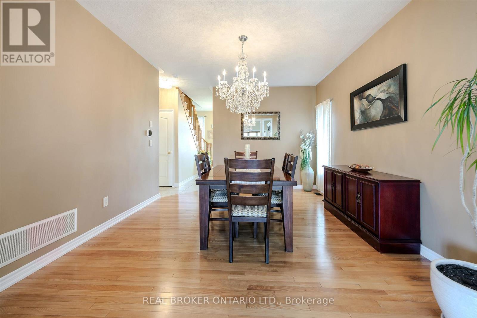 636 Serafini Crescent, Milton, Ontario  L9T 7P1 - Photo 15 - W12485535