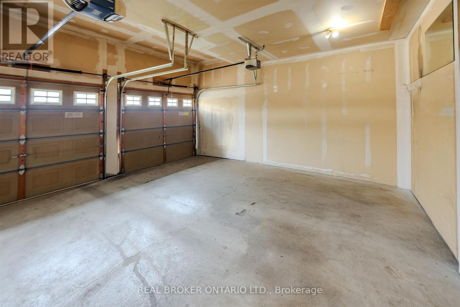 636 Serafini Crescent, Milton, Ontario  L9T 7P1 - Photo 39 - W12485535