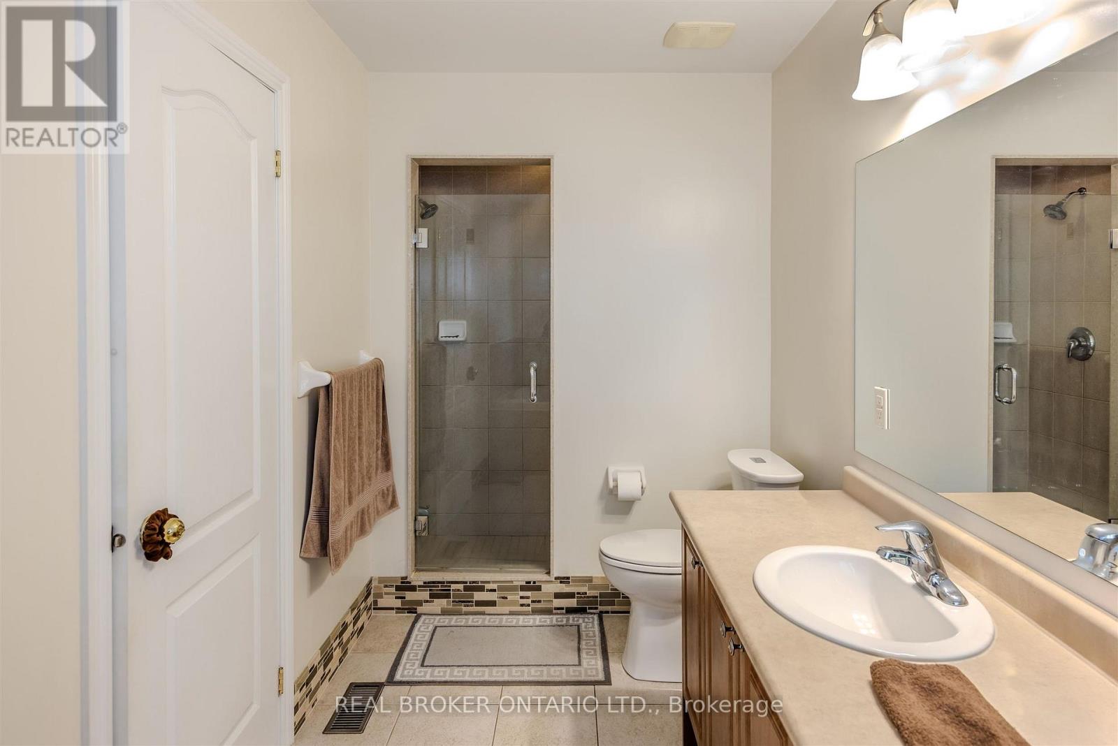 636 Serafini Crescent, Milton, Ontario  L9T 7P1 - Photo 27 - W12485535