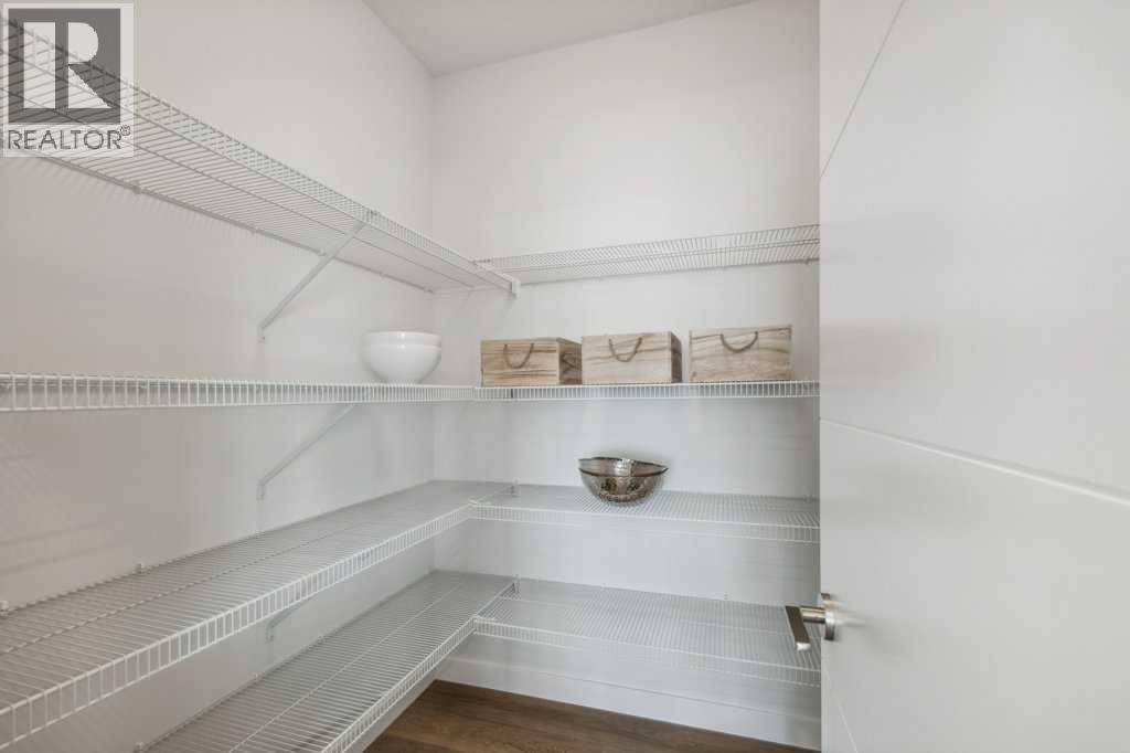 102 South Shore Court, Chestermere, Alberta  T1X 2S2 - Photo 8 - A2221906