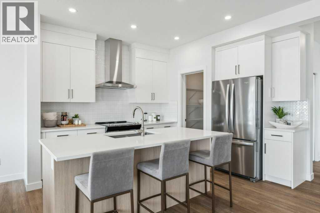 102 South Shore Court, Chestermere, Alberta  T1X 2S2 - Photo 5 - A2221906