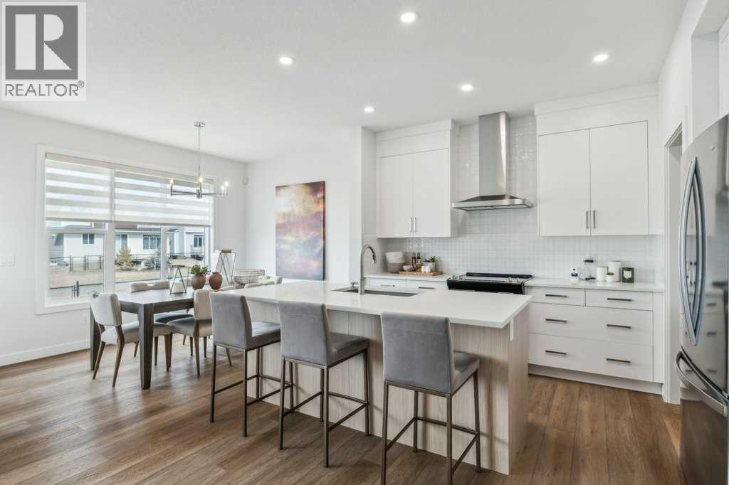 102 South Shore Court, Chestermere, Alberta  T1X 2S2 - Photo 4 - A2221906