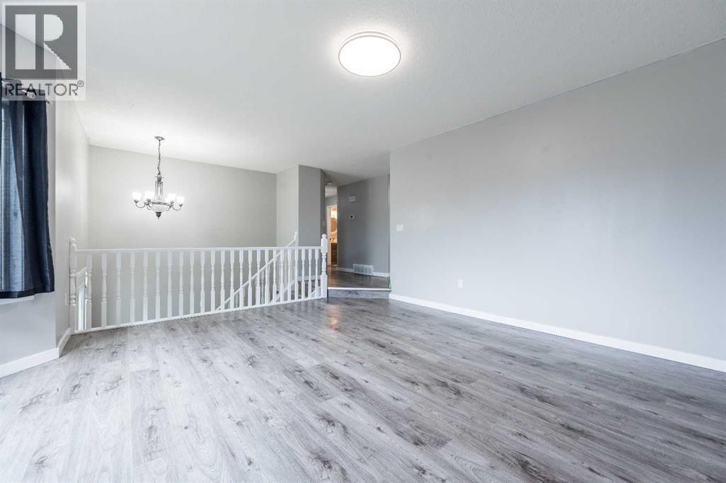 Property at 11319 90 Street image 5