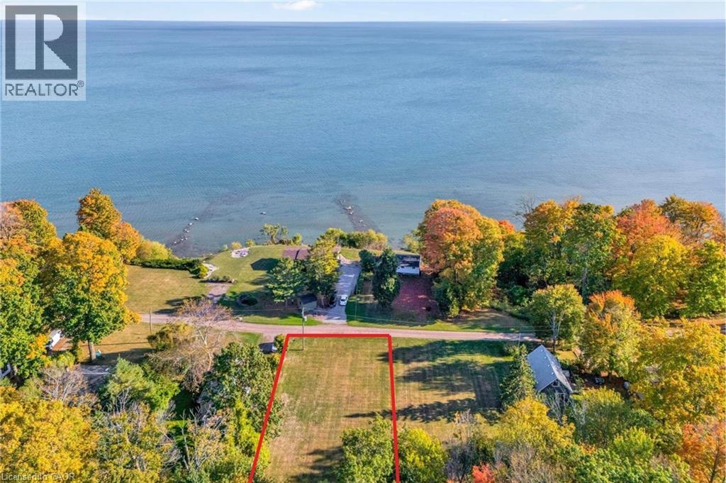 Photo 4 at 527 Avalon Lane, Simcoe Photo 4 at 527 Avalon Lane, Simcoe