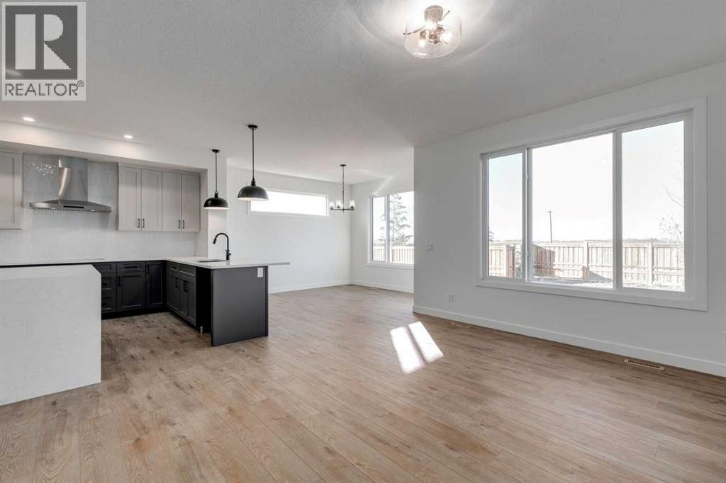 138 Northern Lights Crescent, Langdon, Alberta  T0J 1X2 - Photo 13 - A2264938