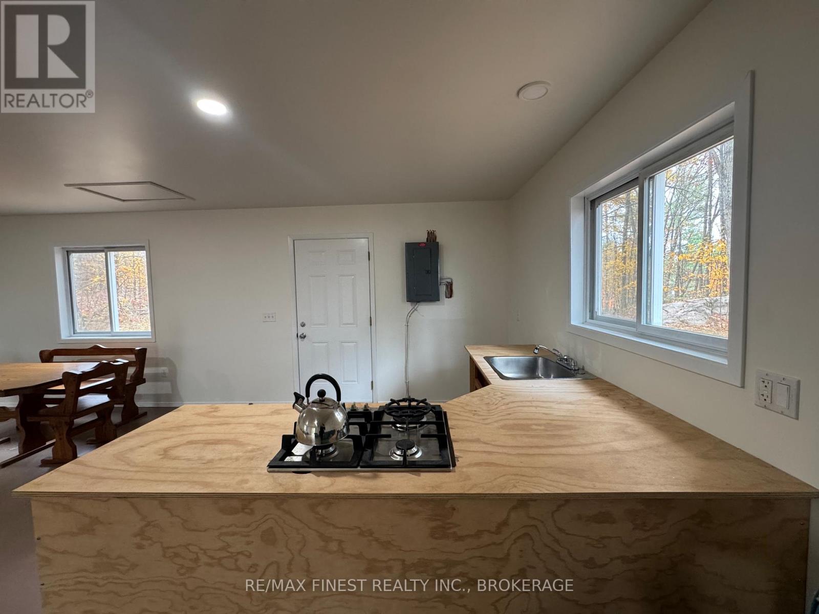 1131a Moon Road, Frontenac (Frontenac Centre), Ontario  K0H 1T0 - Photo 21 - X12485658