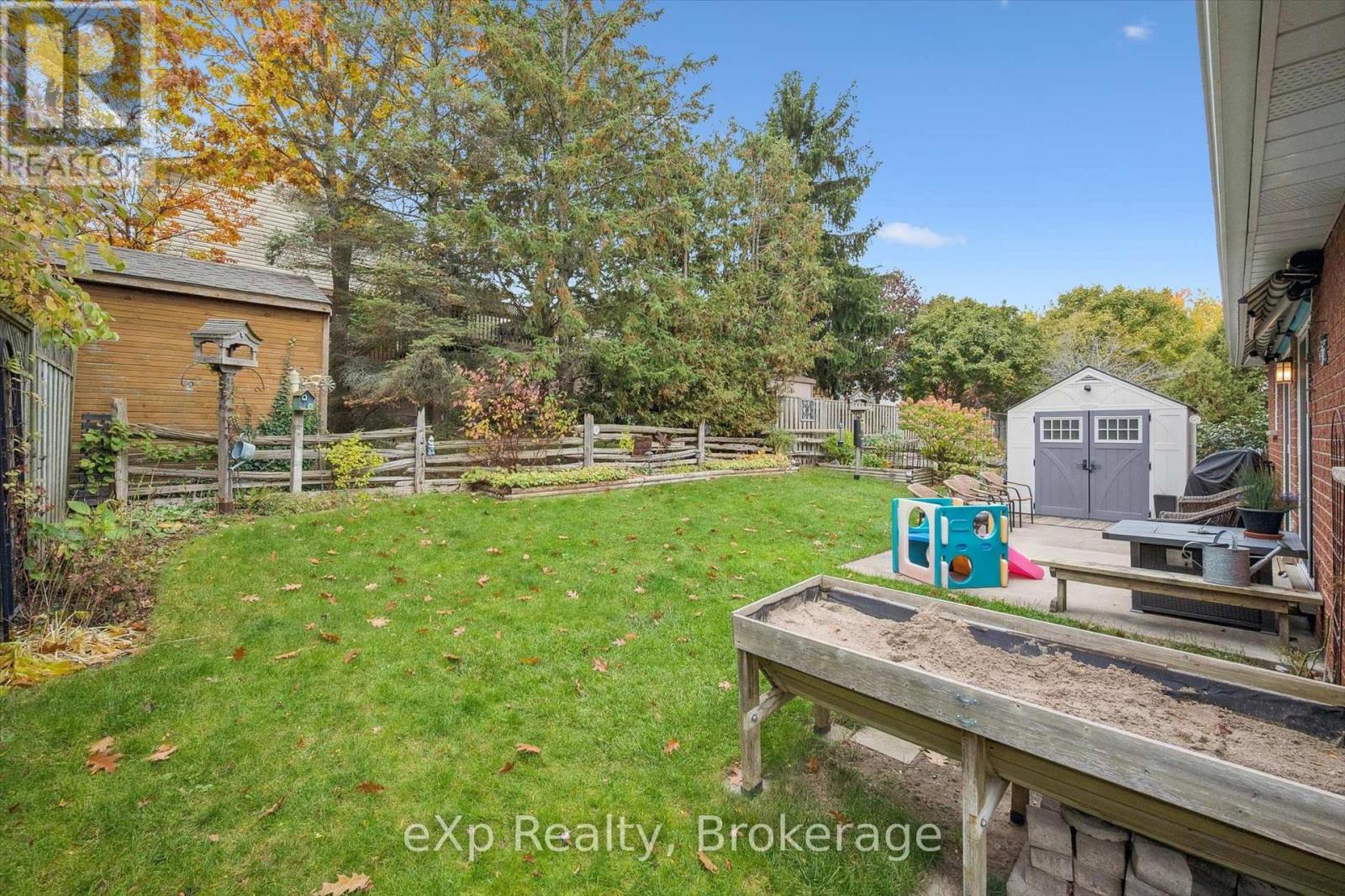 29 Celia Crescent, Guelph, Ontario  N1G 4R4 - Photo 35 - X12485674