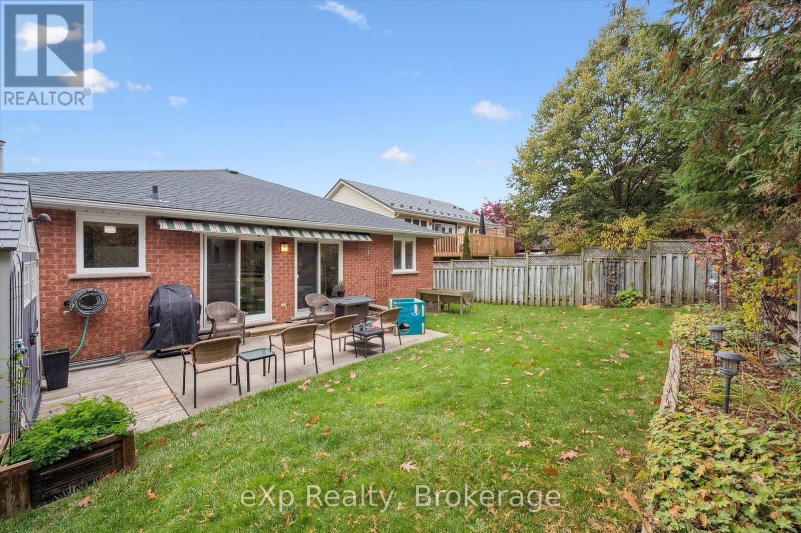 29 Celia Crescent, Guelph, Ontario  N1G 4R4 - Photo 38 - X12485674