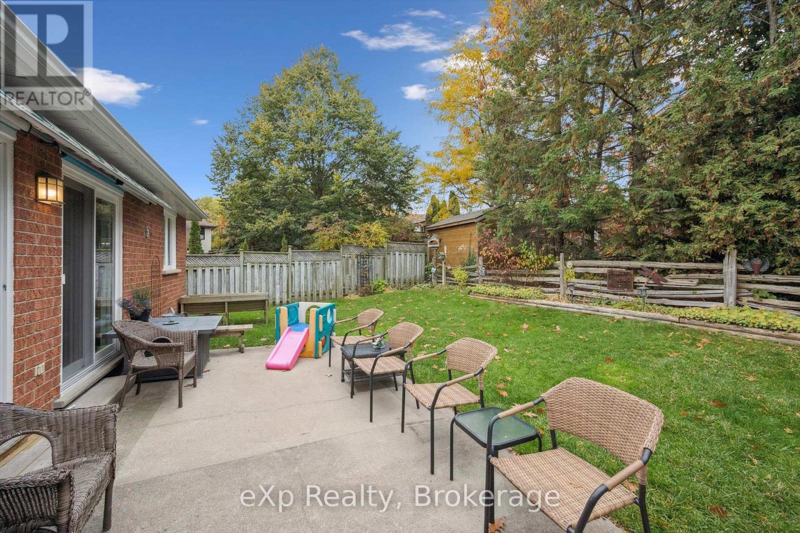 29 Celia Crescent, Guelph, Ontario  N1G 4R4 - Photo 39 - X12485674