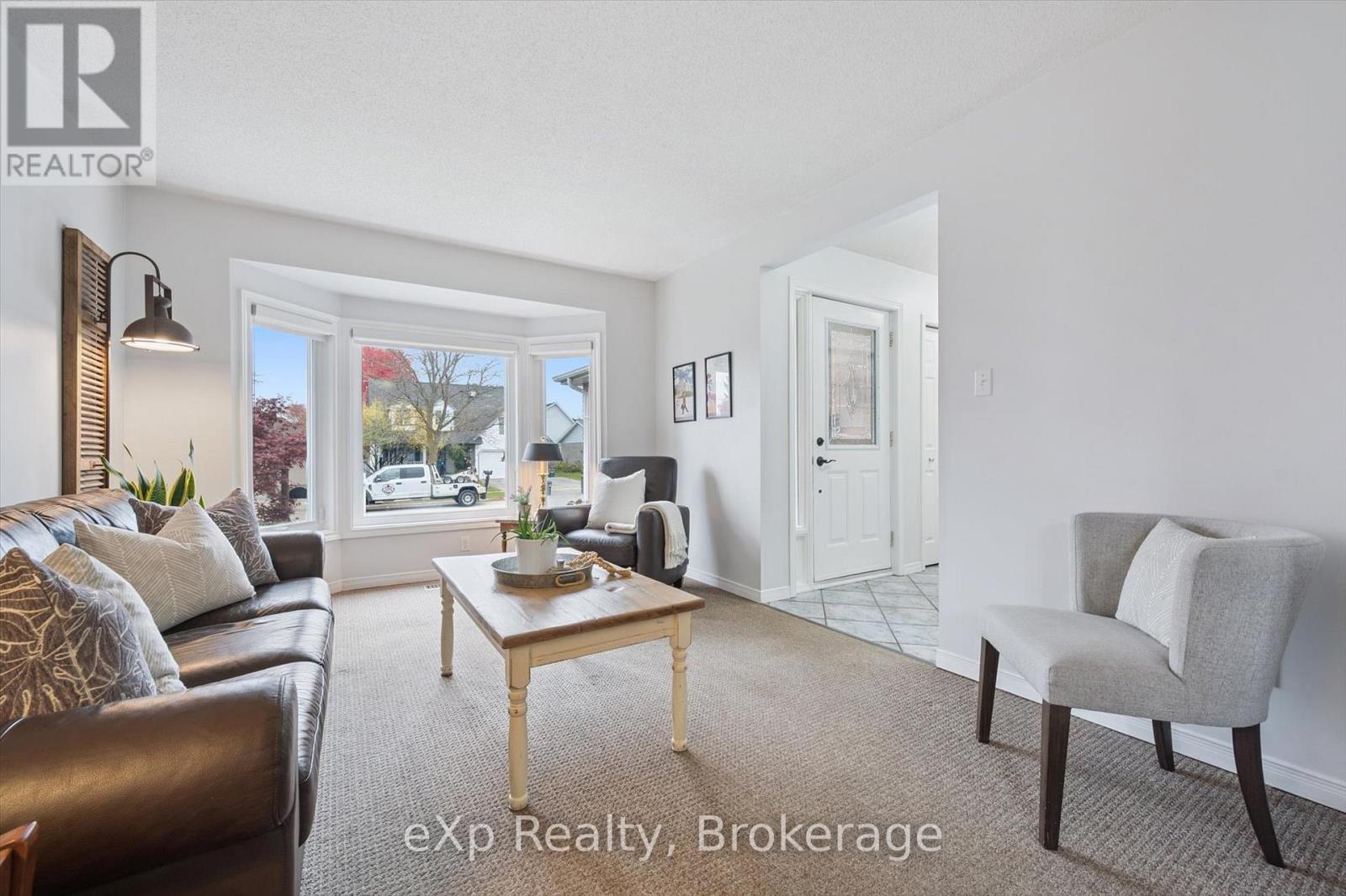 29 Celia Crescent, Guelph, Ontario  N1G 4R4 - Photo 7 - X12485674