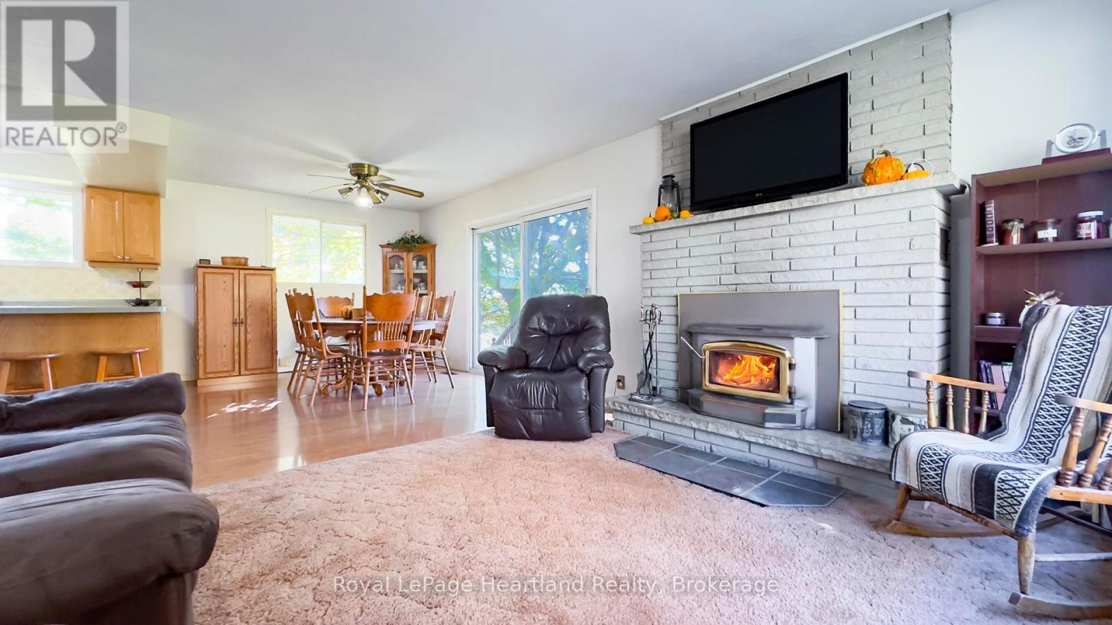 37881 Crystal Springs Road, Bluewater, Ontario  N0M 2R0 - Photo 6 - X12485681