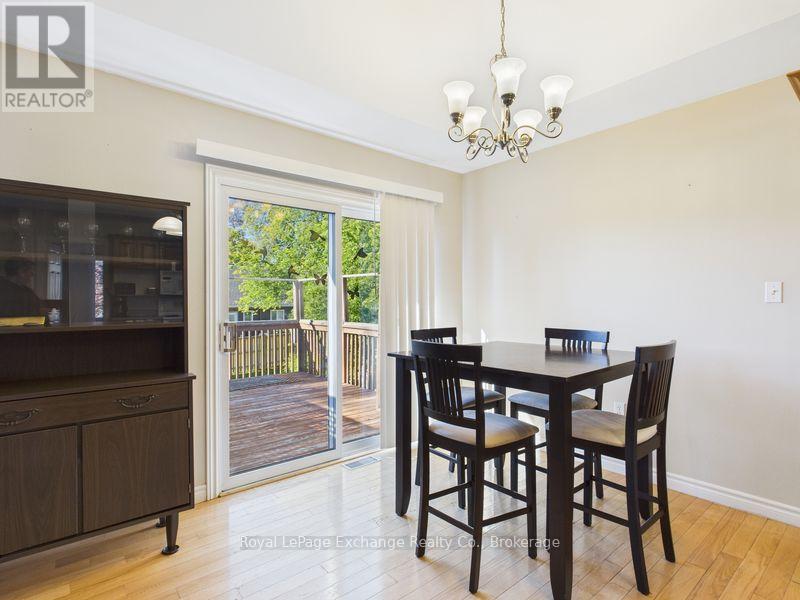 Upper - 378 Duncan Place, Kincardine, Ontario  N2Z 3B4 - Photo 5 - X12485683