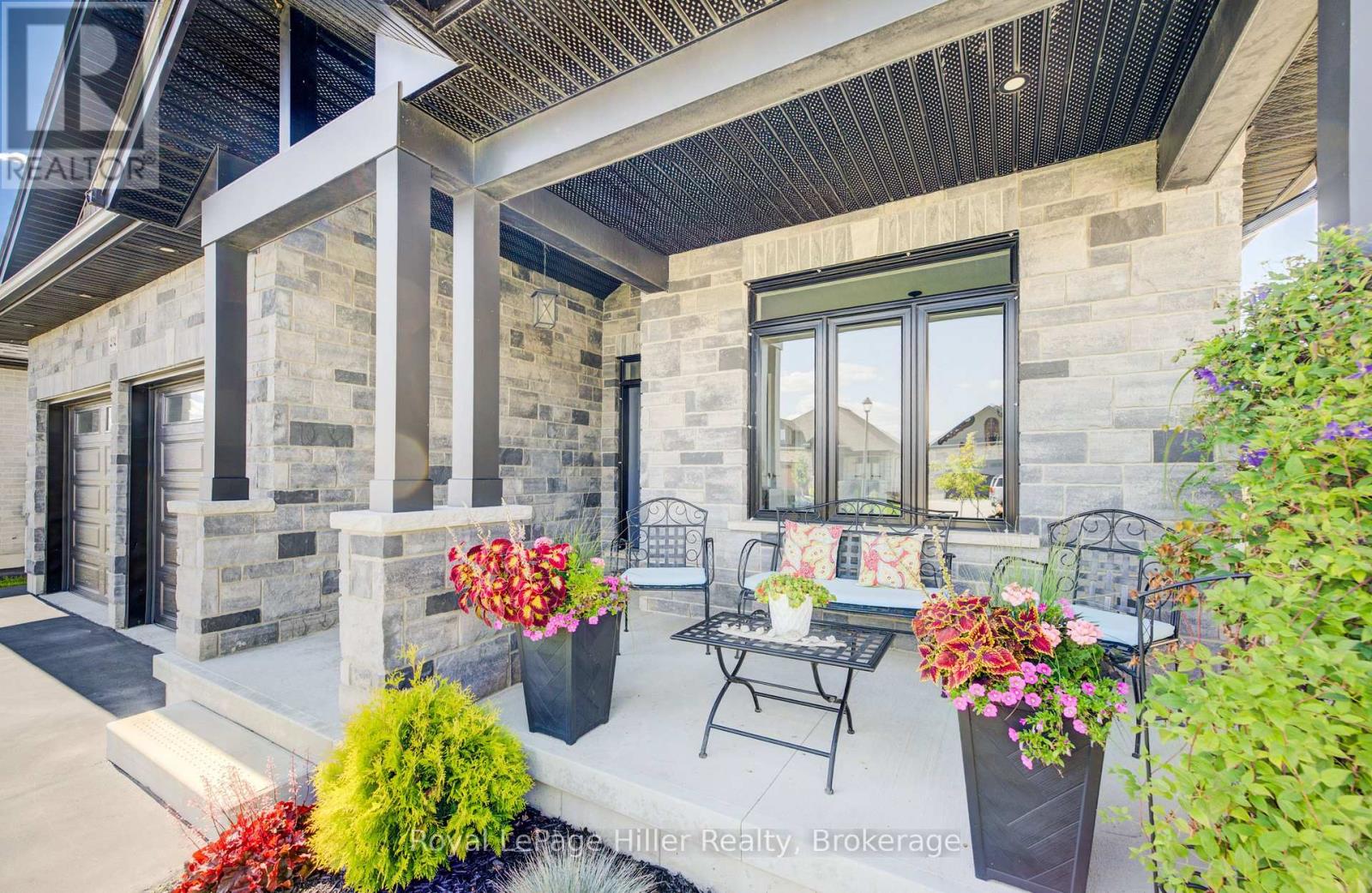 202 Orr Street, Stratford, Ontario  N5A 0J7 - Photo 4 - X12485686