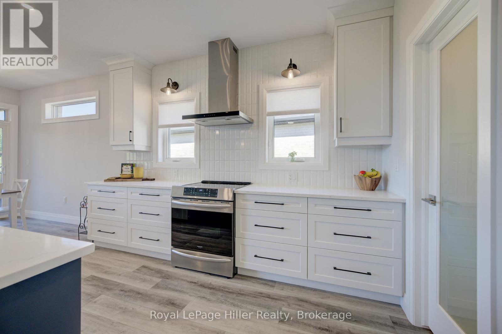 202 Orr Street, Stratford, Ontario  N5A 0J7 - Photo 9 - X12485686