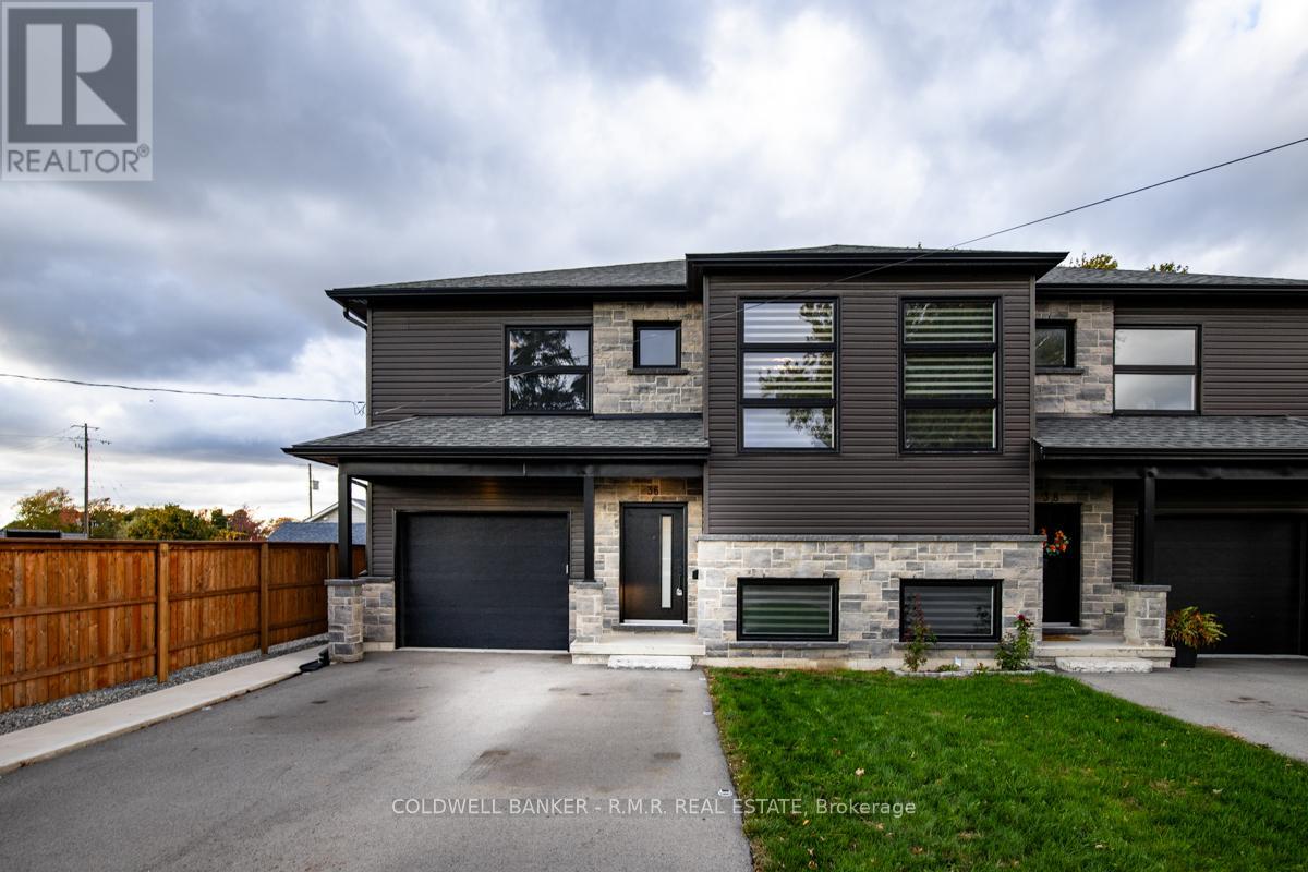 36 Page Street, Port Colborne, Ontario L3K 5V1 - Photo 2 - X12485652