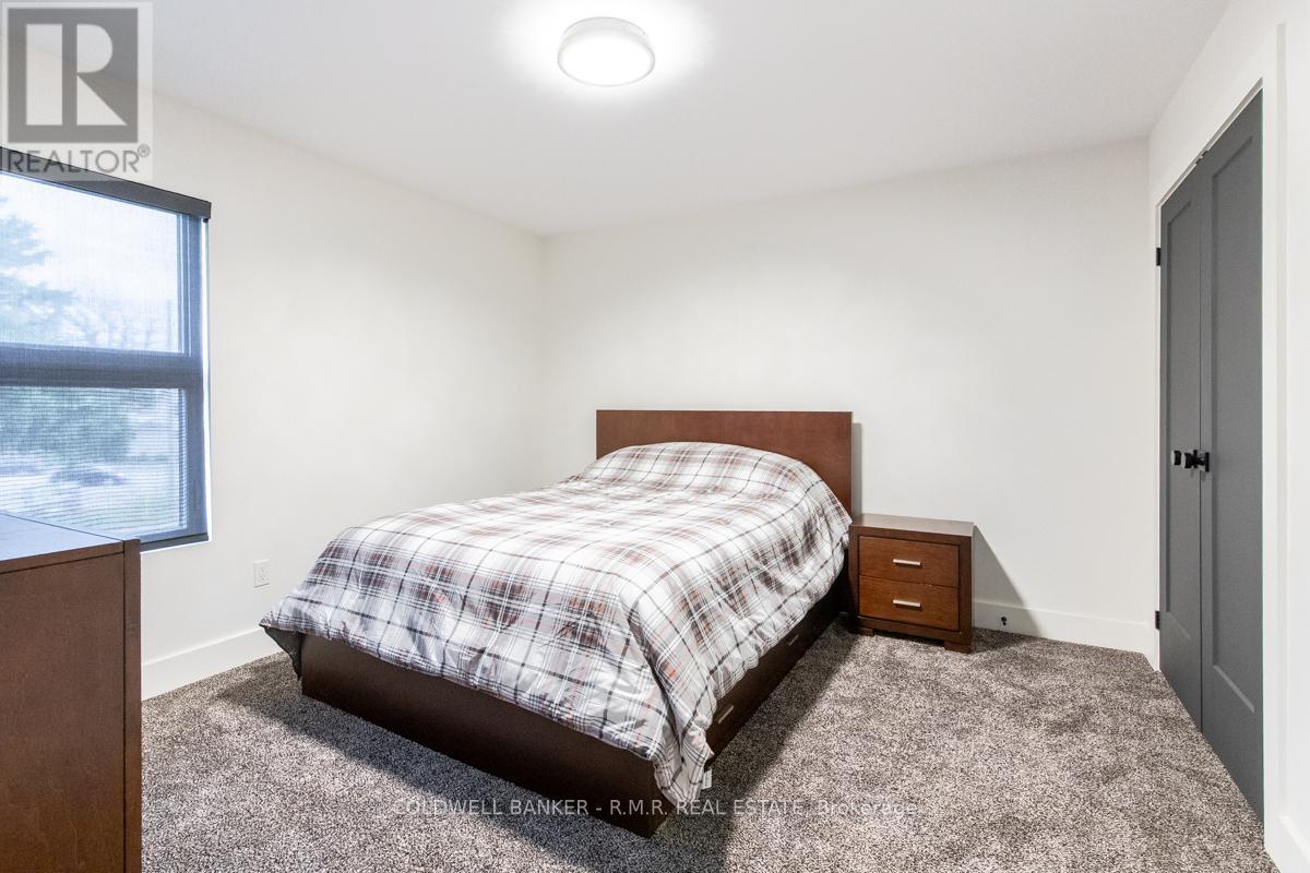 36 Page Street, Port Colborne, Ontario L3K 5V1 - Photo 27 - X12485652