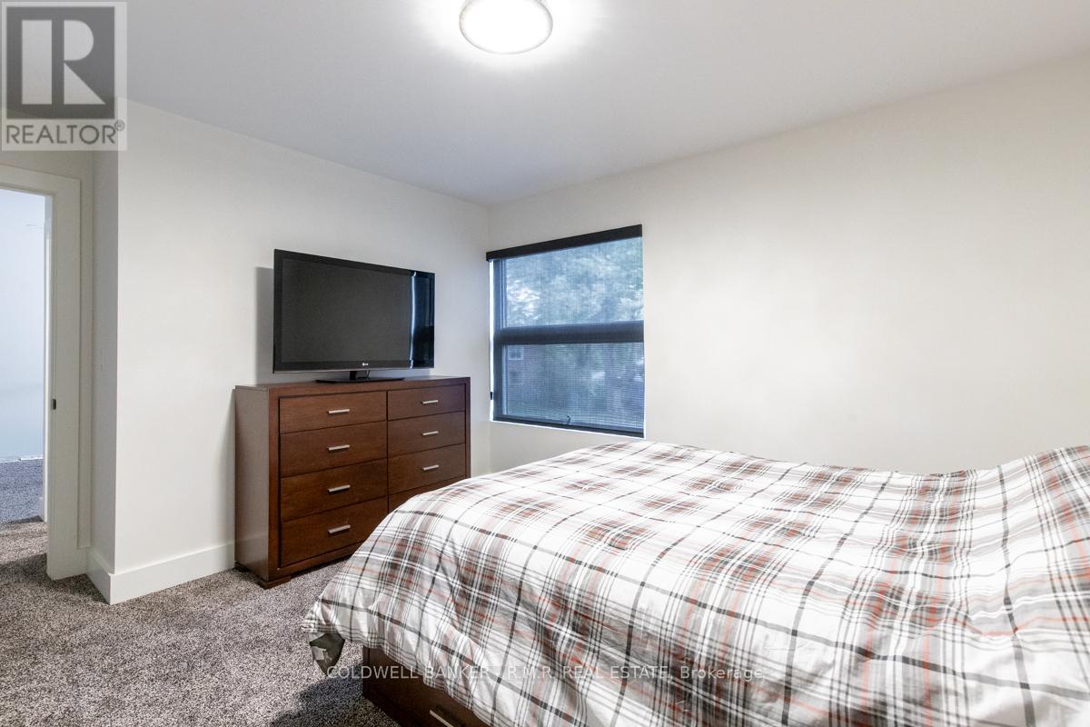 36 Page Street, Port Colborne, Ontario L3K 5V1 - Photo 28 - X12485652