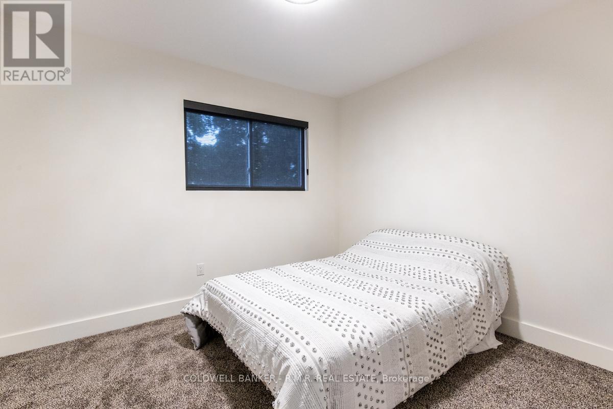 36 Page Street, Port Colborne, Ontario L3K 5V1 - Photo 31 - X12485652