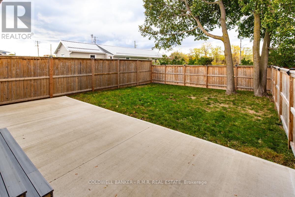 36 Page Street, Port Colborne, Ontario L3K 5V1 - Photo 37 - X12485652