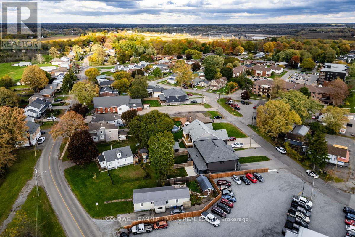 36 Page Street, Port Colborne, Ontario L3K 5V1 - Photo 43 - X12485652