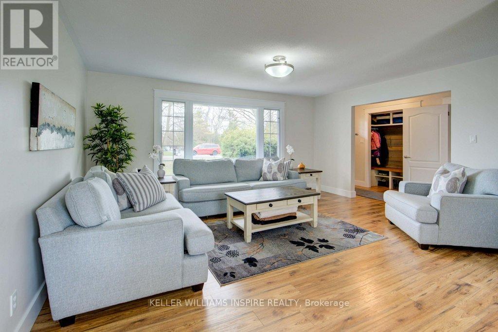 87 Jeffrey Drive, Quinte West, Ontario K8V 5P8 - Photo 21 - X12485663