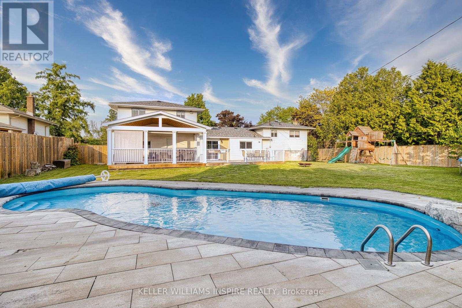 87 Jeffrey Drive, Quinte West, Ontario K8V 5P8 - Photo 3 - X12485663