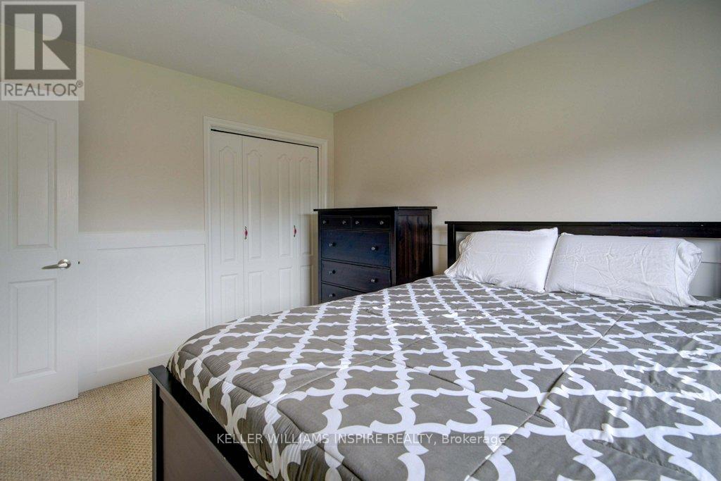 87 Jeffrey Drive, Quinte West, Ontario K8V 5P8 - Photo 41 - X12485663