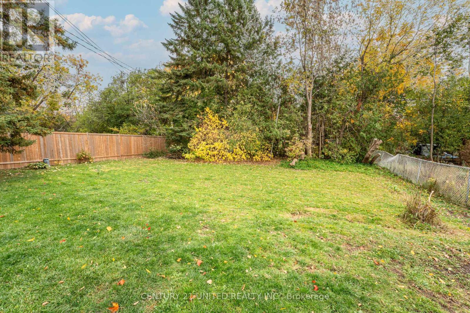 273 Bennet Street, Peterborough (Northcrest Ward 5), Ontario  K9H 5B8 - Photo 23 - X12485705