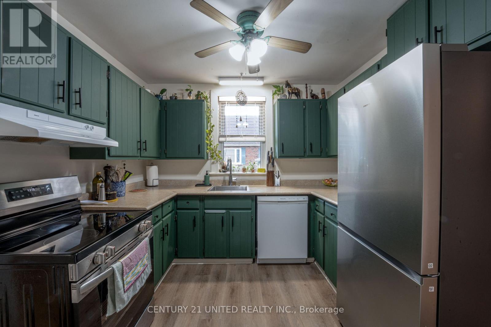 273 Bennet Street, Peterborough (Northcrest Ward 5), Ontario  K9H 5B8 - Photo 9 - X12485705