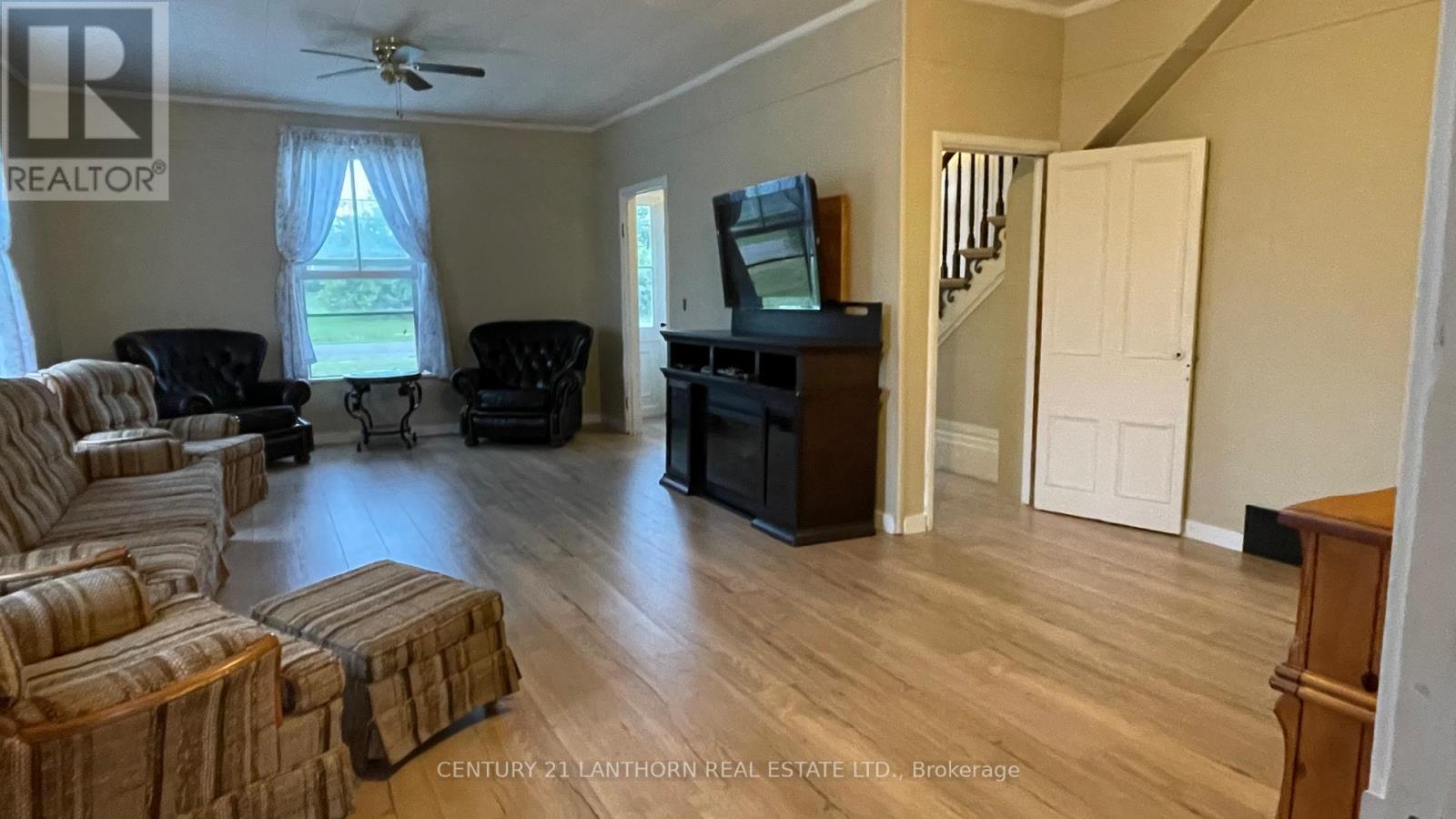 848 County Rd 18 Road, Prince Edward County, Ontario  K0K 1P0 - Photo 10 - X12485708