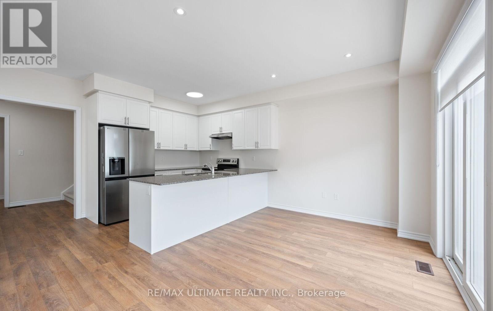 117 Molozzi Street, Erin, Ontario  N0B 1T0 - Photo 16 - X12458553