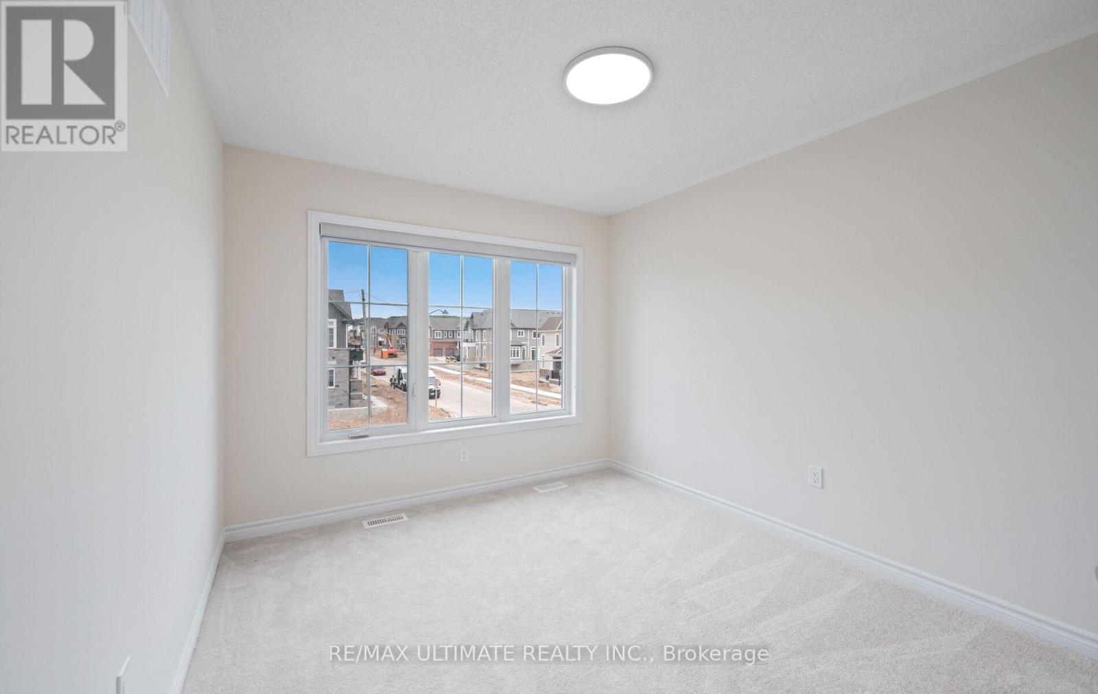 117 Molozzi Street, Erin, Ontario  N0B 1T0 - Photo 34 - X12458553