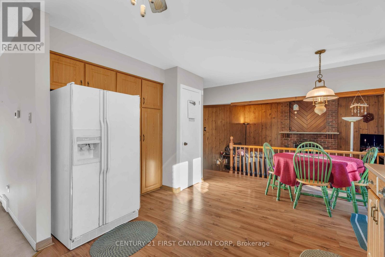 33 Fourwinds Road, London South, Ontario  N6K 3L1 - Photo 18 - X12485693