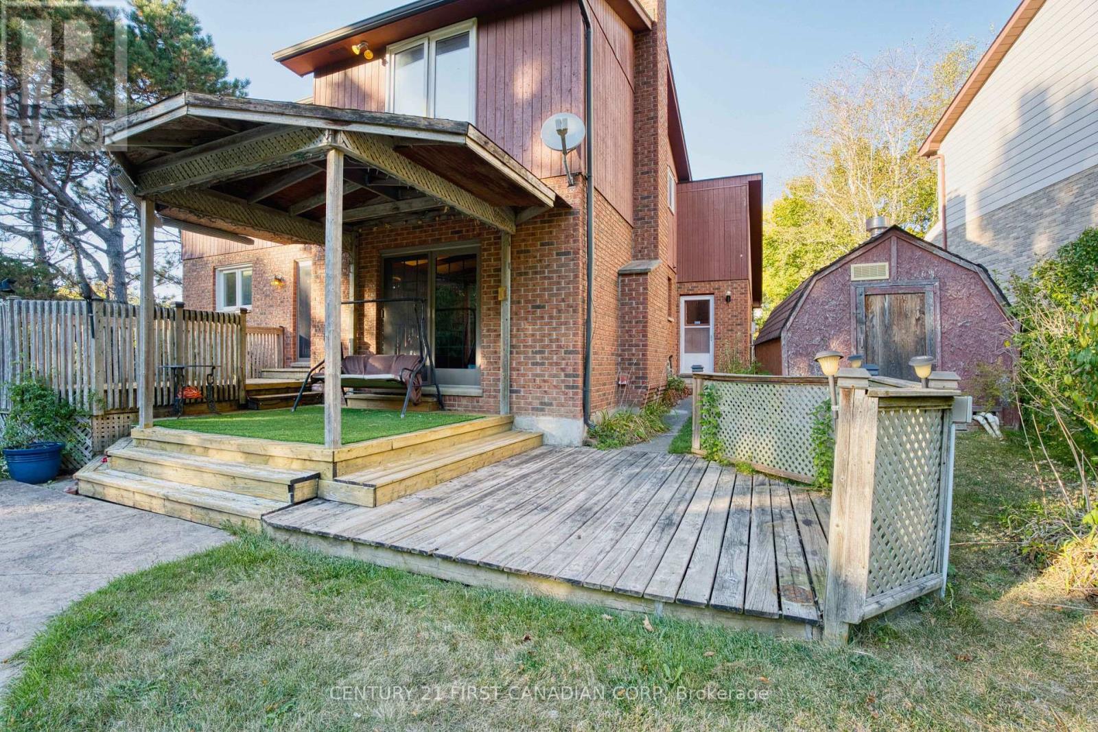 33 Fourwinds Road, London South, Ontario  N6K 3L1 - Photo 42 - X12485693