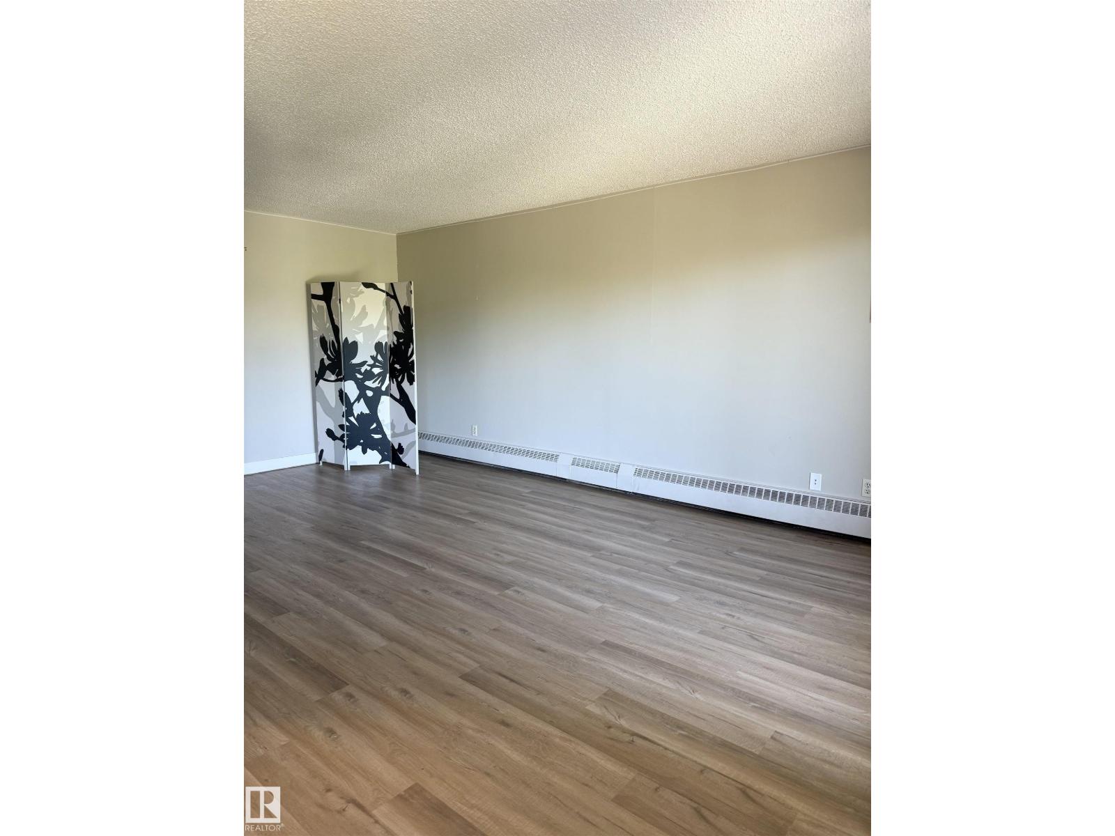 #303 10842 107 St Nw, Edmonton, Alberta  T5H 2Z3 - Photo 8 - E4463742