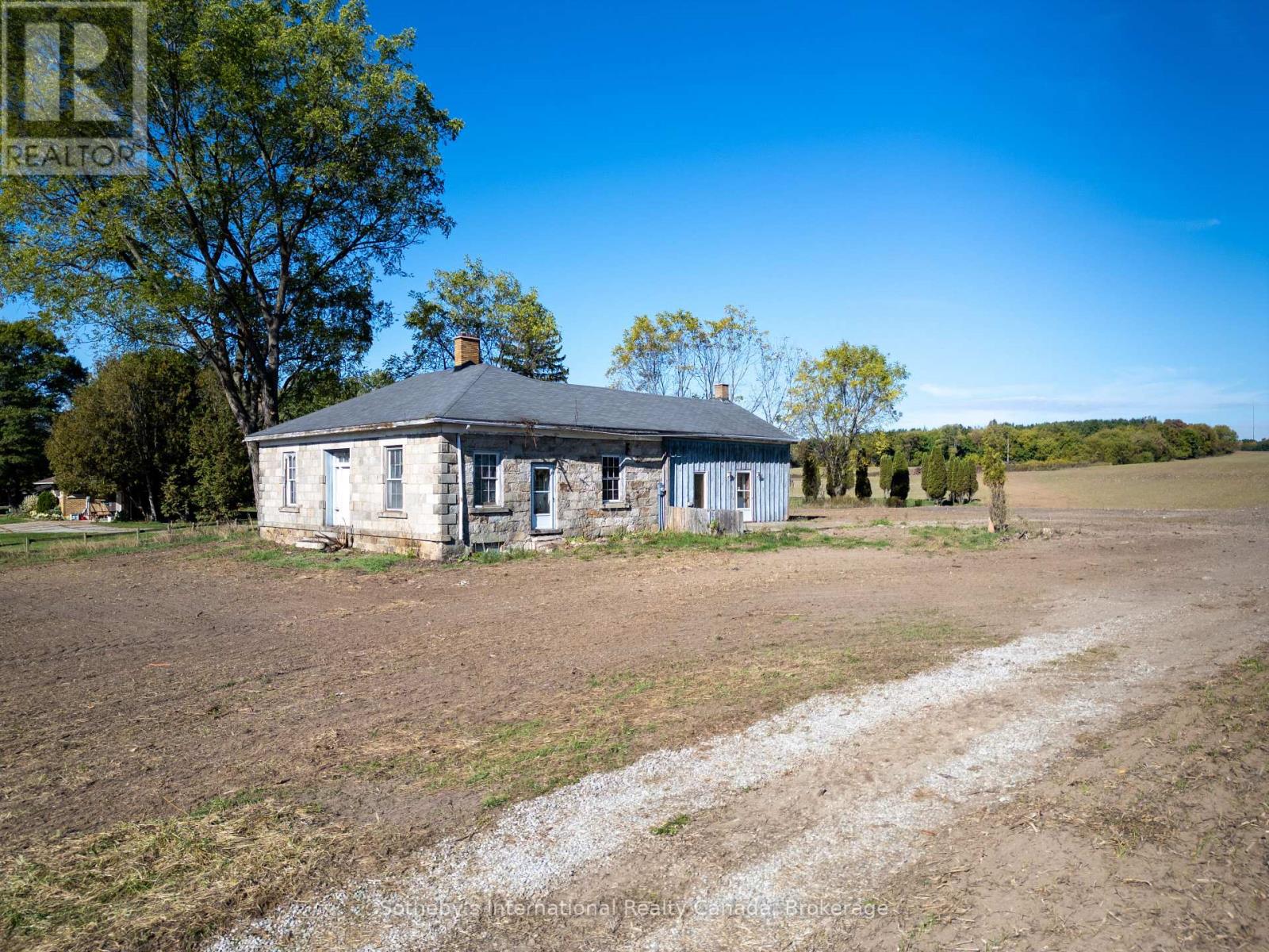 343 Blue Lake Road, Brant, Ontario  N0E 1N0 - Photo 2 - X12485675