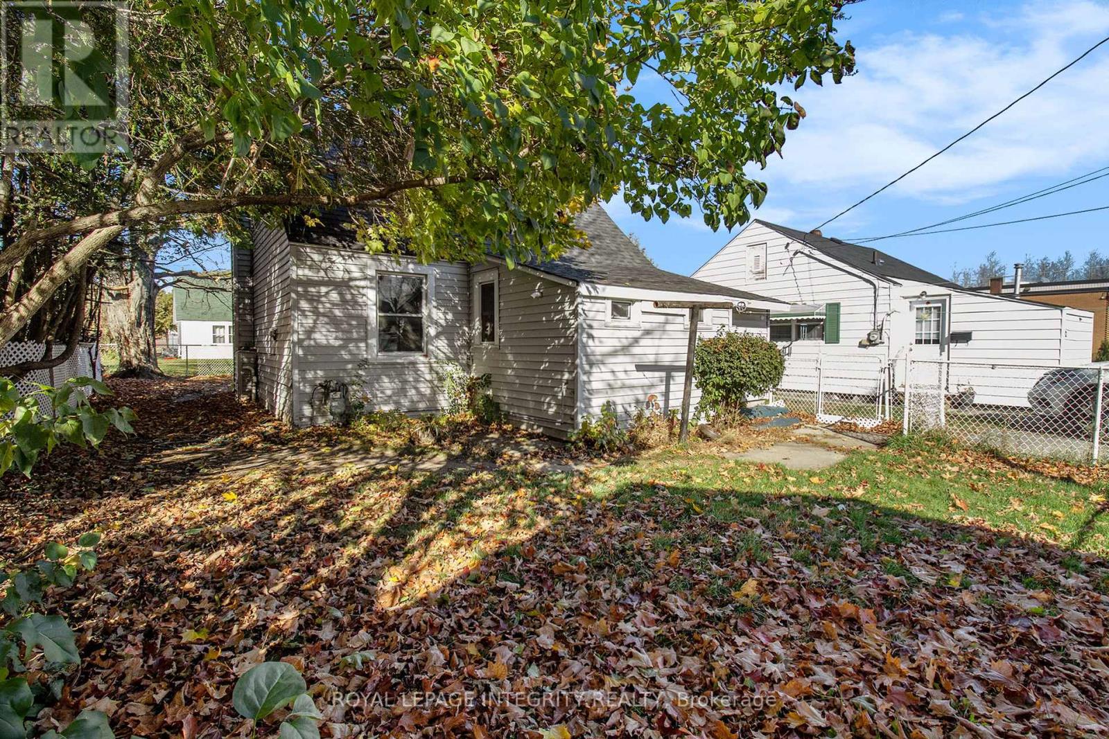 30 Churchill Crescent, Smiths Falls, Ontario  K7A 3H4 - Photo 19 - X12485645