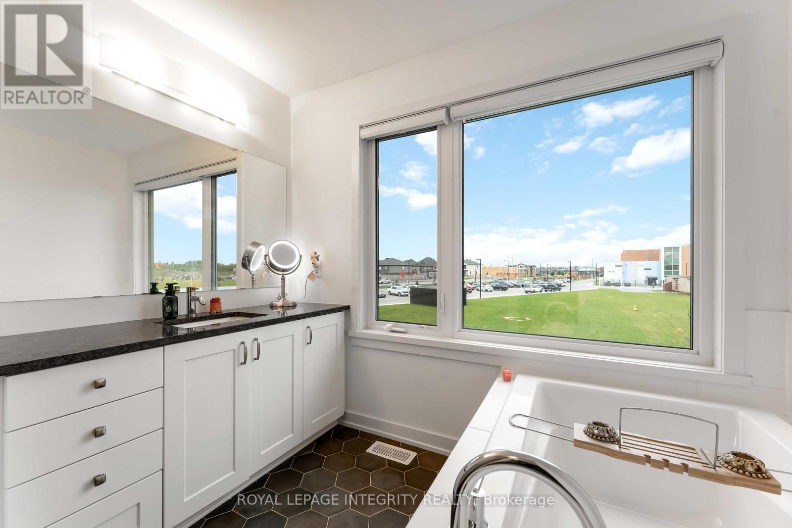 221 Finsbury Avenue, Ottawa, Ontario  K2S 2X9 - Photo 27 - X12485690