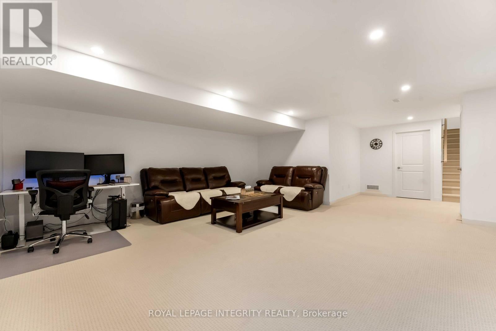 221 Finsbury Avenue, Ottawa, Ontario  K2S 2X9 - Photo 42 - X12485690